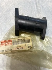 NOS Yamaha Genuine OEM New Carburetor Joint 1983-84 YTM200 24W-13586-02-00 Bin R