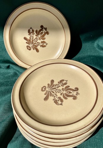 Pfaltzgraff Village Salad Dessert Plates USA Brown Beige 7", Set of 6, Vintage - Picture 2 of 3