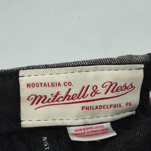 MITCHELL & NESS NOSTALGIA CO. CHICAGO BULLS NBA SNAPBACK HAT CAP GRAY RED - Picture 8 of 8