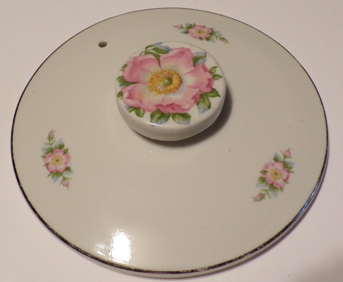 Hall's Superior Quality ROSE WHITE Covered Casserole Dish w Lid Kitchenware #658 - Picture 8 of 9