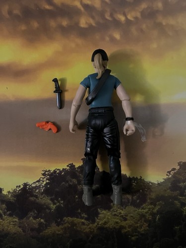 Jurassic Park World Rebirth ZORA BENNETT Figur Target Spinosaurus Danger Set 4" - Bild 3 von 3