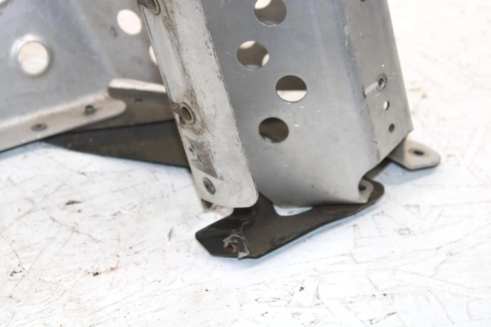 Ski-doo Mxz 600 2001 OEM reposapiés derecho 518322393 B303 Foto 4 de 4