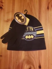 DC BATMAN BERKSHIRE Boys Beanie 2 Pc Set Hat & Gloves/Mittens Size 2T-5T - NEW