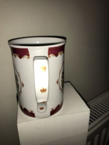 Queen Elizabeth Diamond Jubilee Commemorative Regal Crown Mug England 1952-2012 - Foto 7 di 9