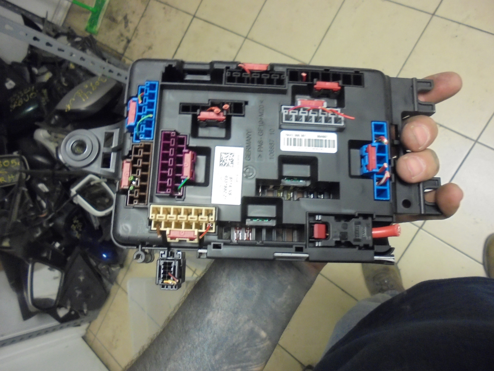 Picture 2 of 4