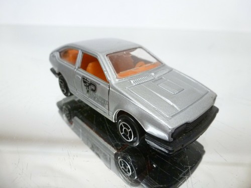 GUISVAL 03018 ALFA ROMEO ALFETTA GTV6 RALLYE- SILVER 1:64 - GOOD CONDITION - 117 - Imagen 7 de 7