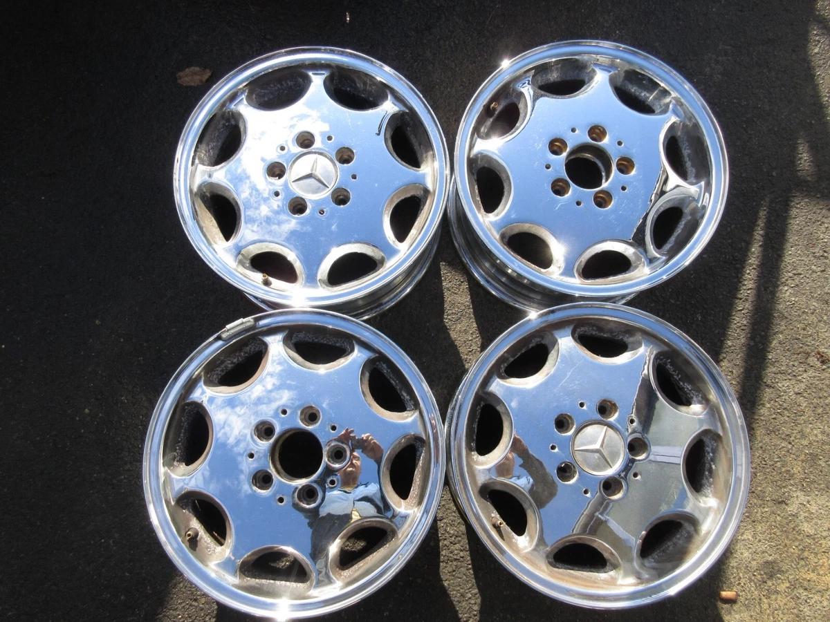 8-loch Alufelgen 6,5 J x 15 ET 37 Chrom USA 2104010302 Mercedes 
