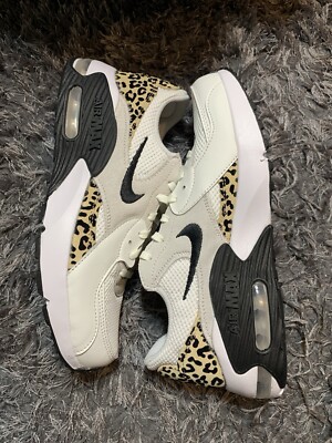 Nike Air Max Excee Womens Size 11.5 White Leopard Print Athletic Shoe HQ2115-100