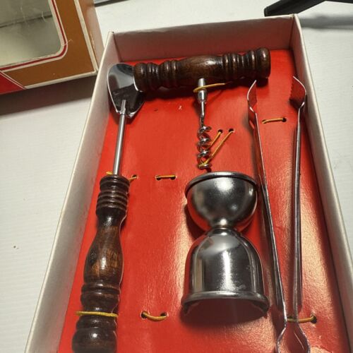 4 Piece BAR SET with Wood Handles 4-5" - Vintage Made in Taiwan in Original Box - Picture 2 of 9