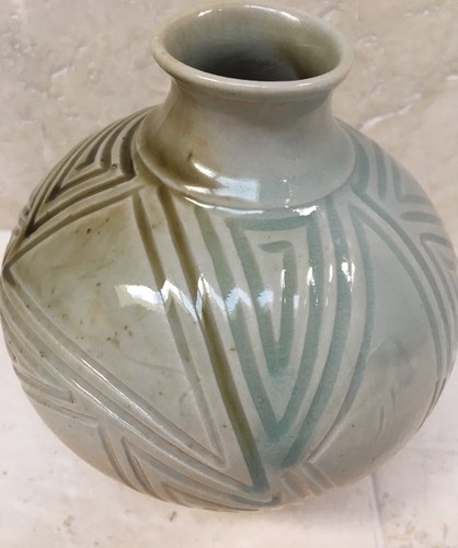 Studio Pottery Vase Green Tones Glazed Fluted Jamie Kirkpatrick signed dated '93 - Picture 1 of 8