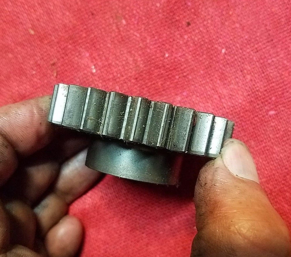 かずきん 1984 Kawasaki KX500 Crankshaft Primary Drive Gear Spur 25T 13097