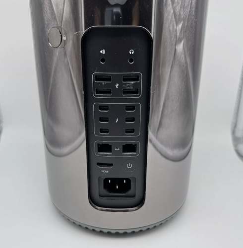 ✅ Apple Mac Pro・6-Core Xeon 3.5GHz・32GB* RAM・128GB SSD・ GPU D700 - Sequoia 15 ✅ - Picture 2 of 3