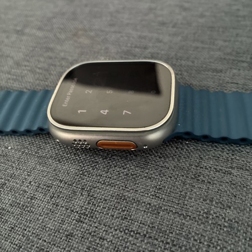 Apple Watch Ultra 2 49mm Titanium, Ocean Wristband - Picture 4 of 10