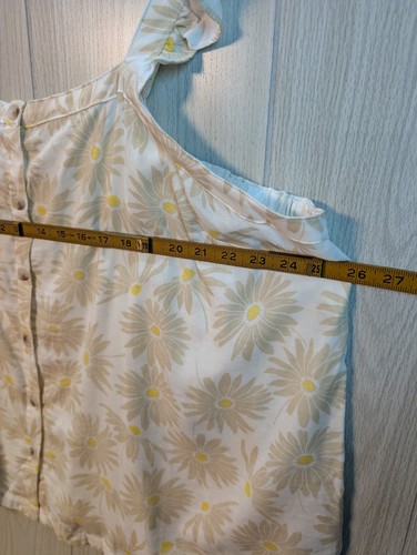 Torrid Double Gauze Ruffle Button Front Tank Top in Daisy Daydream Size 3X - Picture 6 of 7