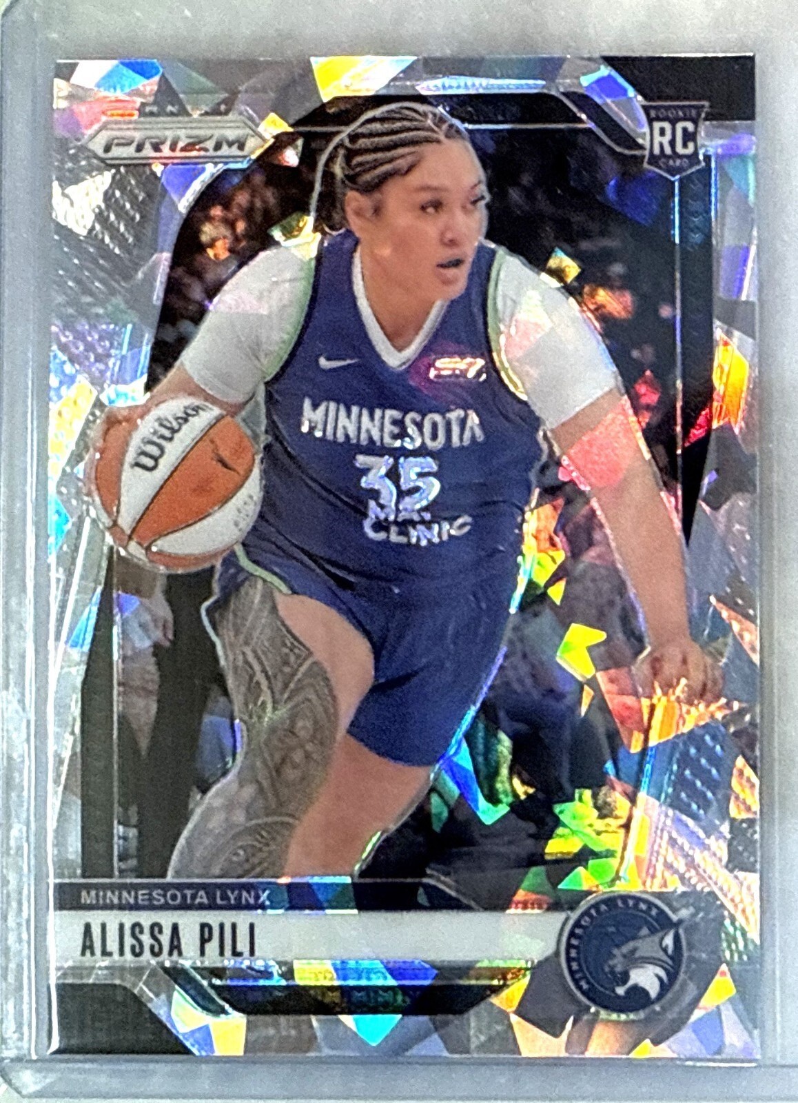 Alissa Pili Rookie Card 2024 Panini Prizm WNBA Cracked Ice - #83 Minnesota Lynx