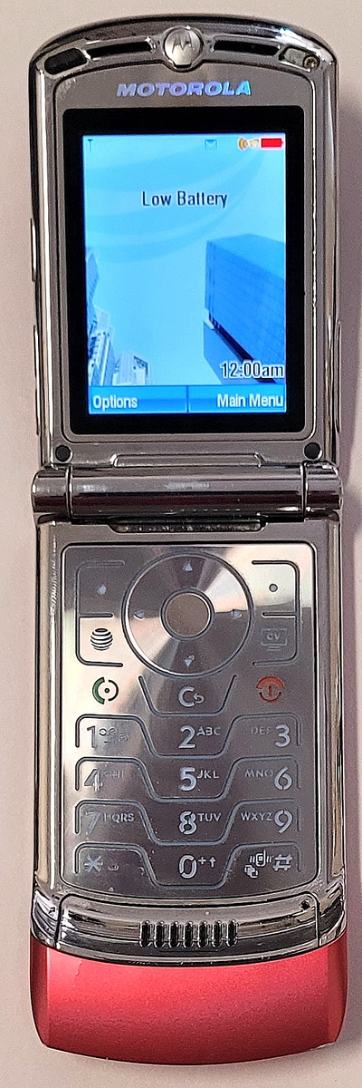 Motorola RAZR V3xx - Pink and Silver ( AT&T ) Flip Cell
