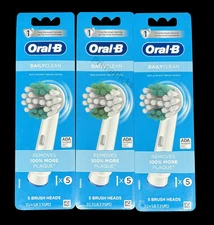 🪥 Lot of 3 💙 Oral-B Daily Clean Replacement Brush Heads – 15 Total