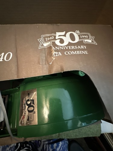 1/16 JOHN DEERE MODEL 12A 50th ANNIVERSARY COMBINE NIB - Picture 3 of 12