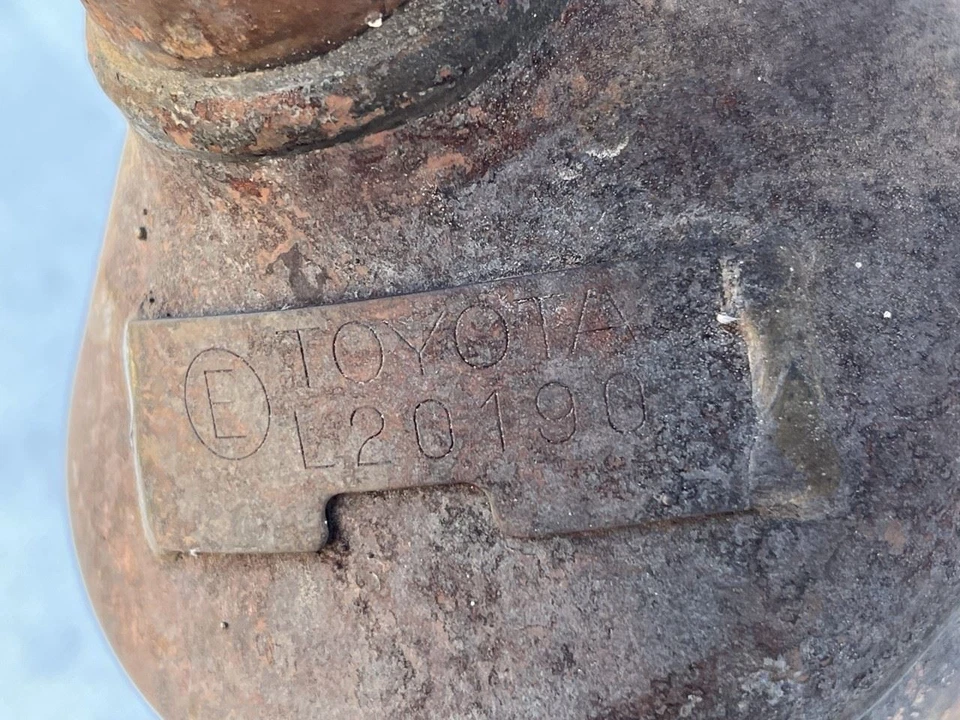 Colector de escape delantero izquierdo Lexus RX330 2005 L20190 25052-20190 Foto 4 de 4