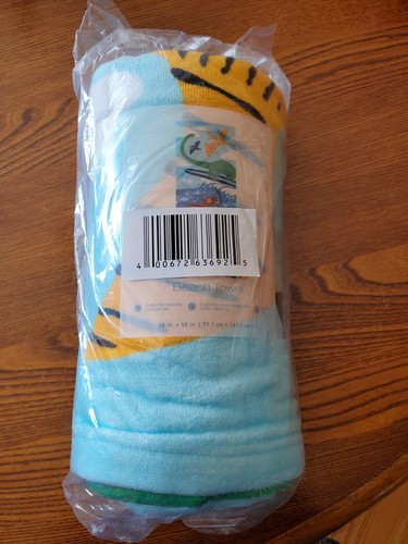 The BIG One Kids Beach Towel Dinosaurs Vibrant Colors Pool Bath 28X58 NWT - Picture 3 of 4