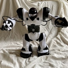 WowWee Large White Robosapien Humanoid Robot NO REMOTE CONTROL 14 Tested