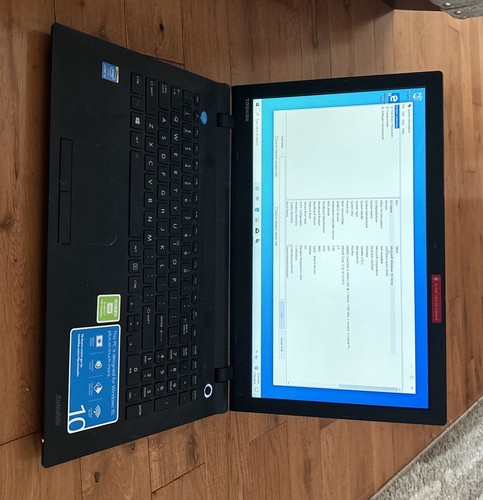 Toshiba Intel Core i3-2330M 8GB RAM 500GB HDD Win 10 With Charger - Picture 2 of 5