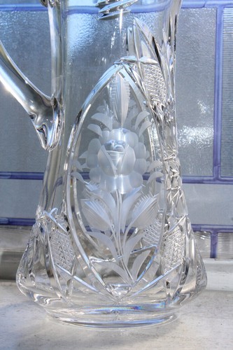 Stunning Elegant Cut Crystal Pitcher Vintage Tableware - Picture 3 of 6