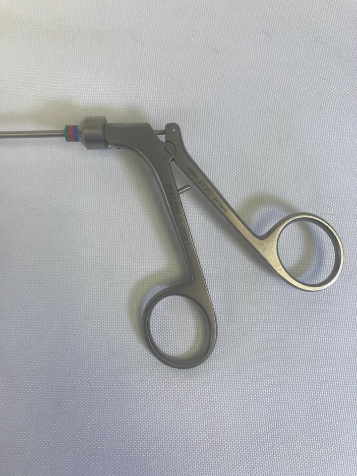 Karl Storz 28163FBM GORE 2,7 mm x 360 mm Cuchara de biopsia de doble acción Forcep Spine Foto 2 de 4