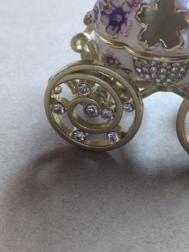 Bunny Flower Carriage Trinket Box Decor - Picture 15 of 21