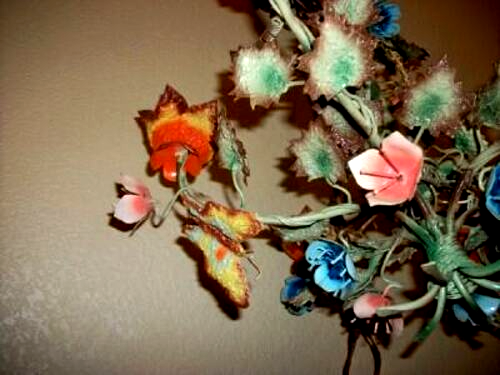 ITALIAN TOLE CHANDELIER 6 LIGHT BUTTERFLIES FLOWERS HAND CUT 1930s TAG ORIGINAL - Picture 7 of 11