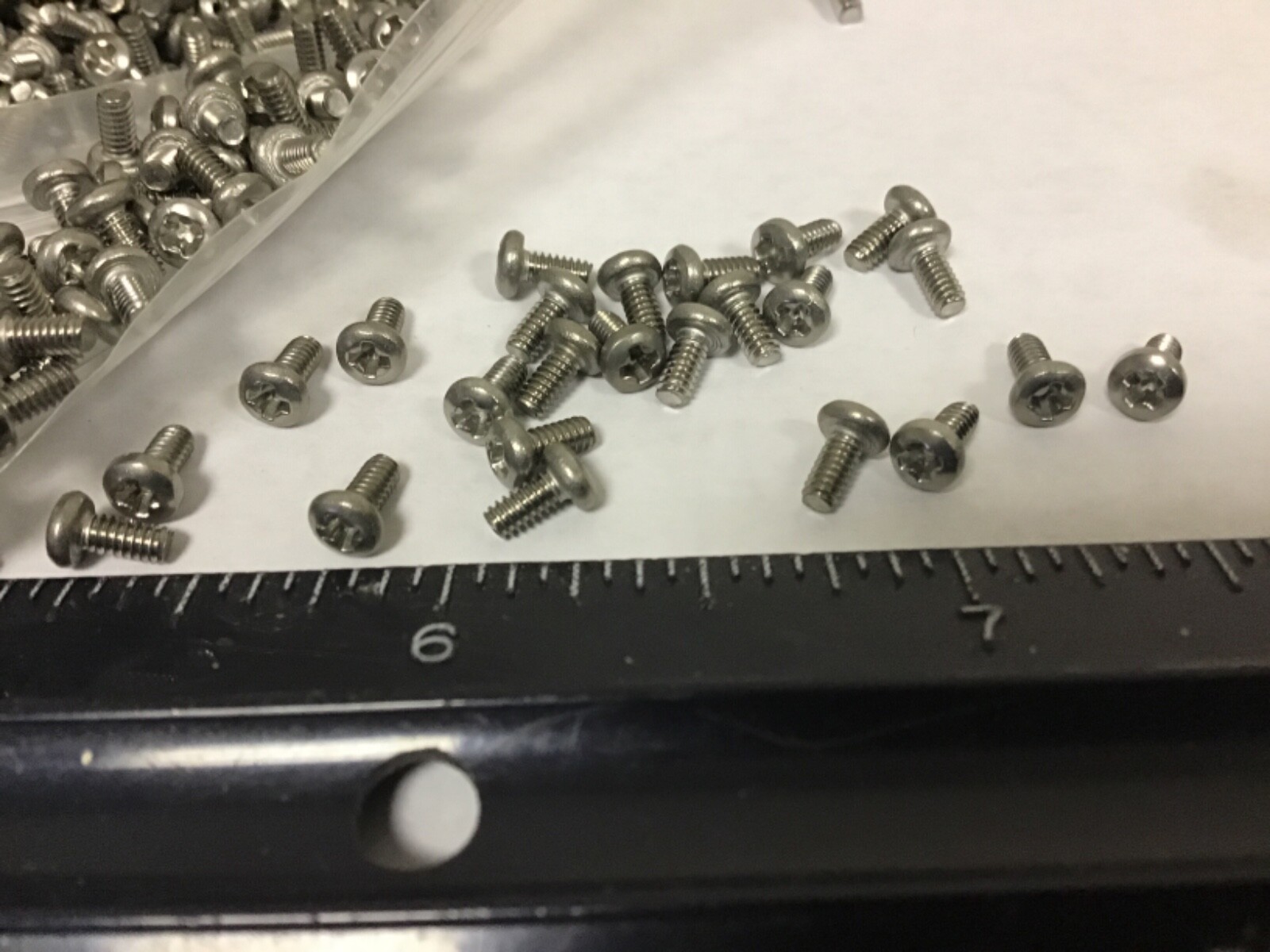 Qty (100) 2-56 X 3/16