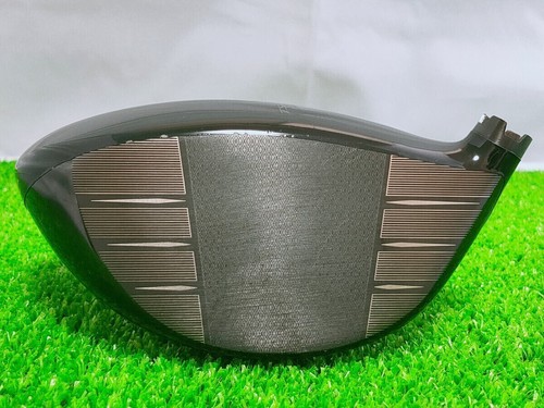 Titleist TSR4 9.0° Driver Head Only Right Handed Golf W/COVER Fast Shipping - Picture 7 of 7