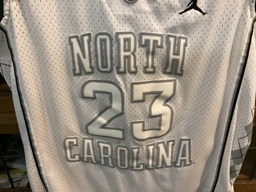VTG Michael Jordan #23 NC Tar Heels NIKE Jordan SEWN White/White Jersey SZ S - Picture 11 of 17