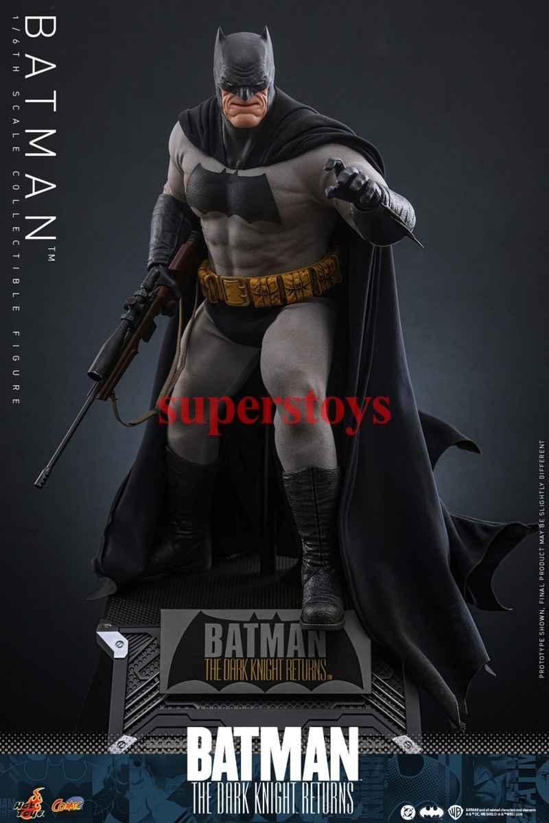 Presale Hot Toys CMS024 1/6 Batman The Dark Knight Returns