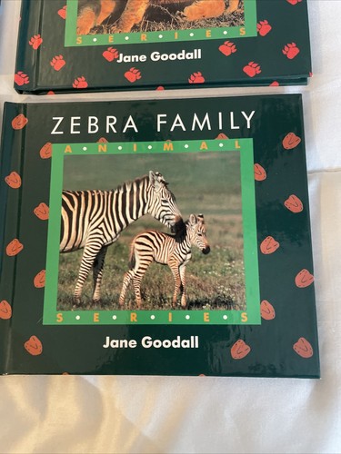 Lot 4- Wildlife Family Book Collection, Jane Goodall, Vintage 1991. 4 Books - Picture 5 of 7