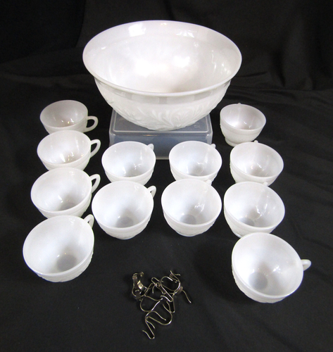 VINTAGE ANCHOR HOCKING WHITE MILK GLASS PUNCH BOWL SET FLORAL (SANDWICH?) DESIGN - Picture 1 of 23