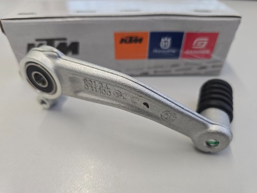KTM 125 DUKE GEN 1 2011-2016 GENUINE OEM GEAR CHANGE LEVER 2012 2013 2014 2015 - Picture 4 of 8