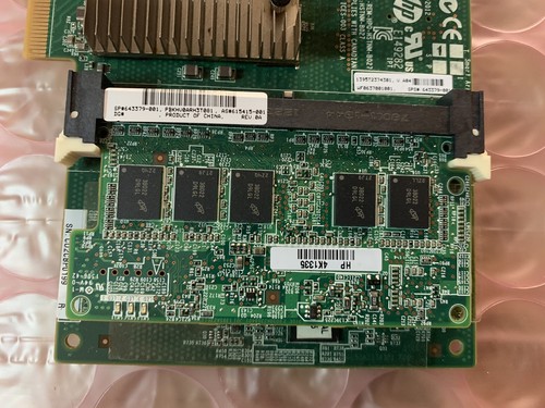 HP 643379-001 Smart Array P822 4-Port EXT 2-Port Mini-SAS Storage Controller - Picture 4 of 4