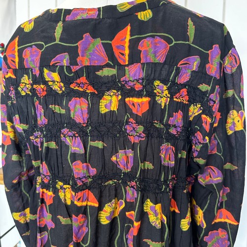 Ropa para pasteles | Blusa de algodón floral brillante negra | Talla: XL - Imagen 4 de 6