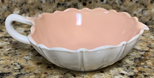 Vintage Anchor Hocking Pearl & Oyster Heart Shape Peach White Dish Bowl - Picture 3 of 9