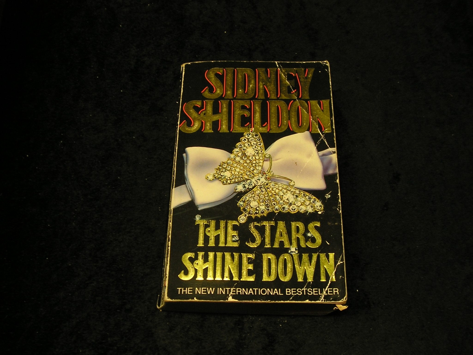 The Stars Shine Down by Sidney Sheldon