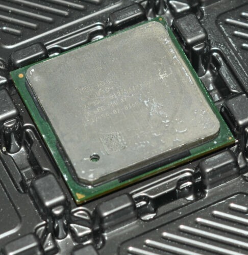 Intel Pentium 4 SL6EF 2.40GHz 512KB 533MHz FSB Socket/Socket 478 Northwood CPU - Picture 3 of 4
