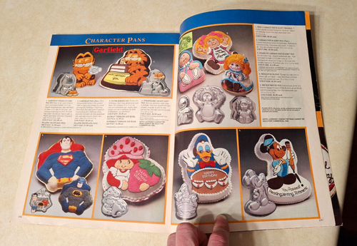 Vintage Wilton Cake Decorating Books 1980s Lot Yearbook 1986 1988 Basic Course - Picture 13 of 19