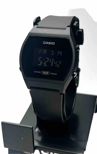Casio Digital SPORTS watch LADIES UNISEX ALL BLACK REVERSE DISPLAY LW204-1B