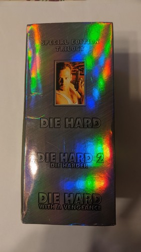 Die Hard Collection (VHS, 2001, 3-Tape Set, Ultimate Collection) - Picture 4 of 9