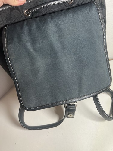 Mochila Coach Vachetta Signature C de tela negra con adornos de cuero (LEER) - Imagen 15 de 16
