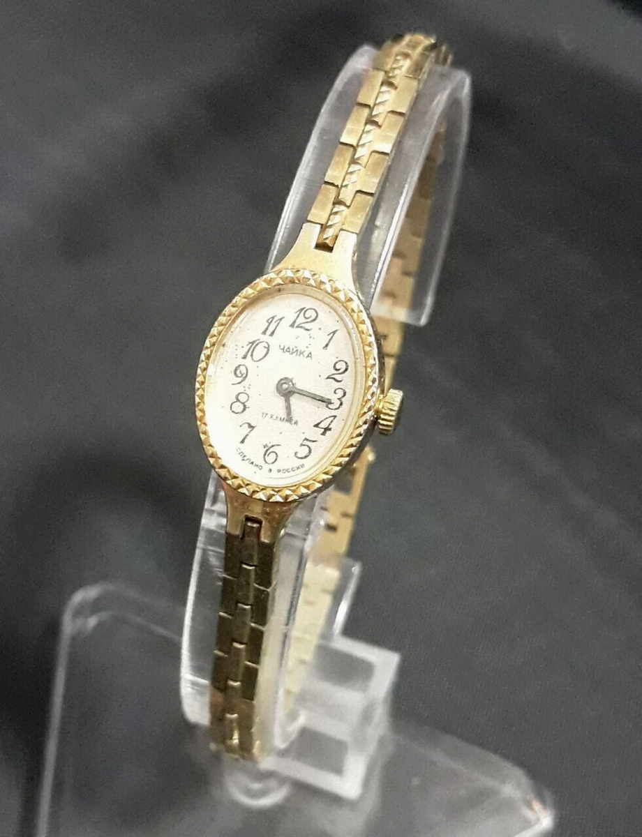 Rare Vintage USSR Soviet Era Mechanical Watch Chaika AU Gold Plated 17 JEWELS Rare Vintage USSR Soviet Era Mechanical Watch Chaika AU Gold Plated 17 JEWELS