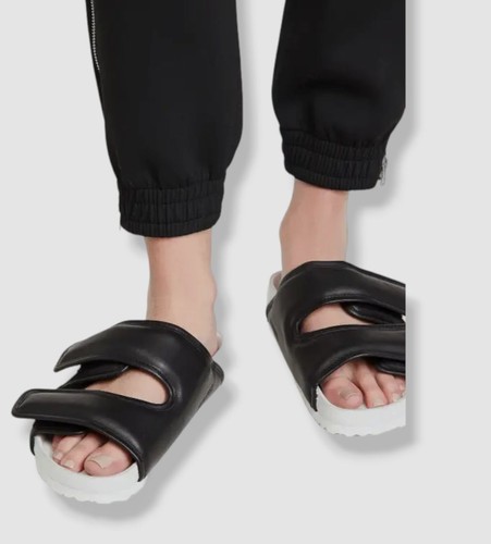 $470 Birkenstock x Central St. Martins Women Black Cosy Sandals Shoes 39 EU/8 US - Picture 4 of 5