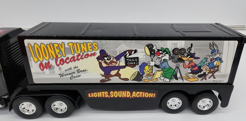 Vintage 1993 LOONEY TUNES Buddy L 18 Wheeler Truck lights and sounds READ - Picture 3 of 12