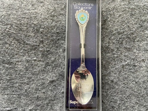 Weeki Wachee Spring in Florida Vintage Souvenir Spoon - Picture 1 of 2